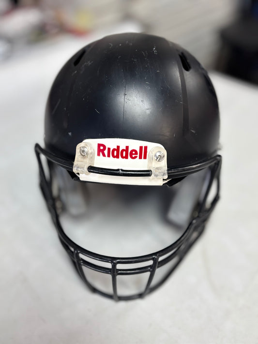 2022 Riddell Victor Youth Medium Football Helmet (used)