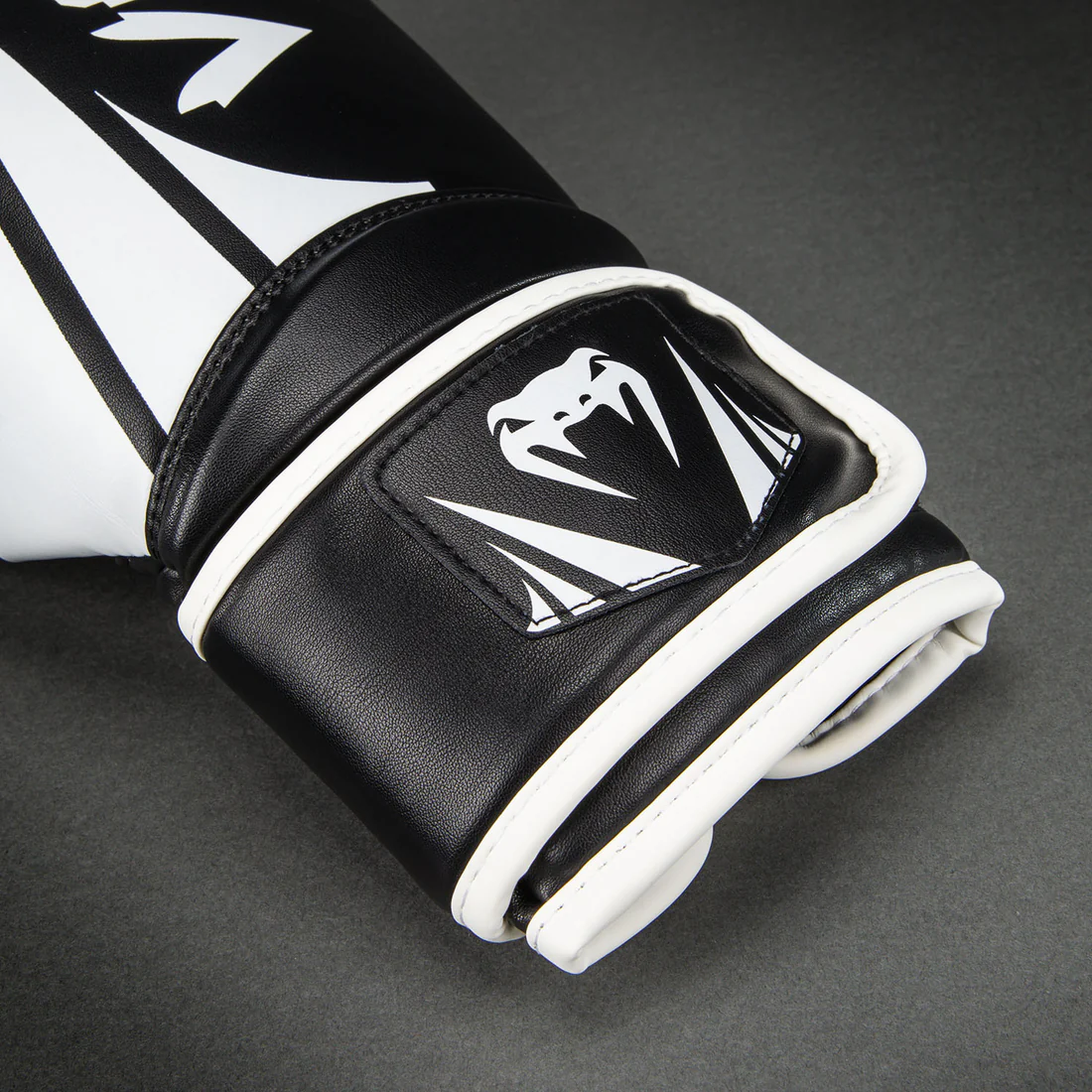 Venum Contender 2.5 Boxing Gloves