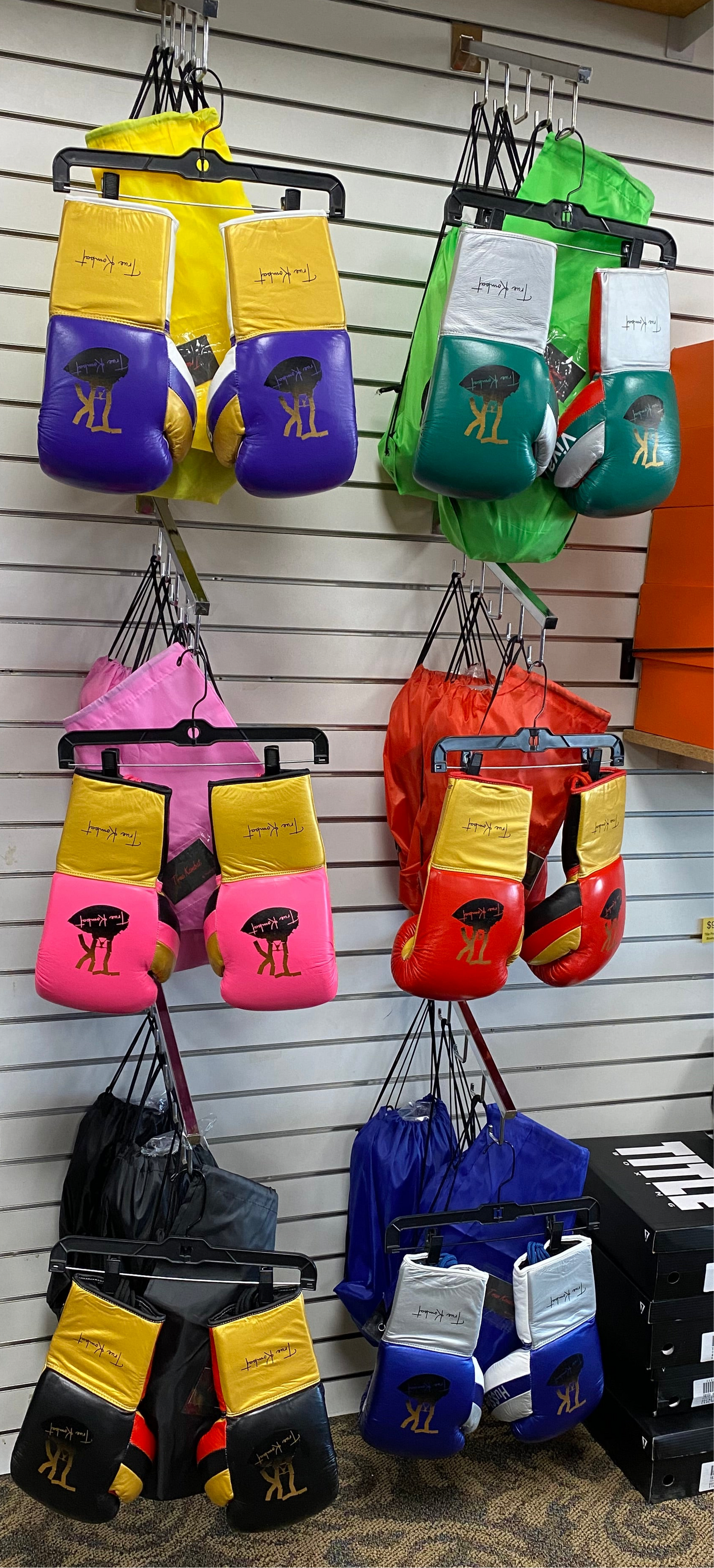 True Kombat 16 oz Gloves