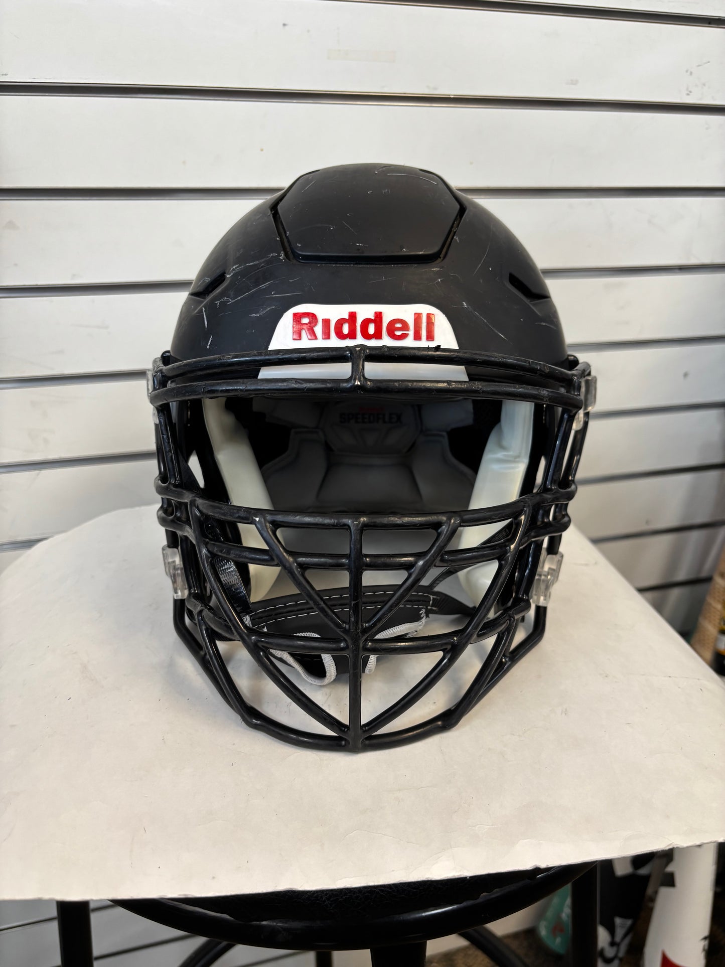 Riddell SpeedFlex 2021 Youth Medium Football Helmet (Used)