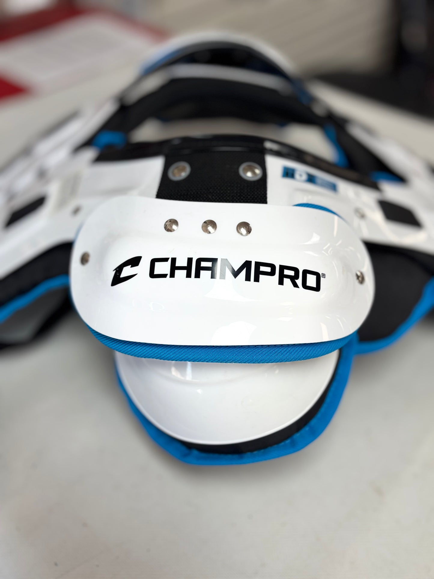 CHAMPRO AMT-1000 Medium Varsity Football Shoulder Pads