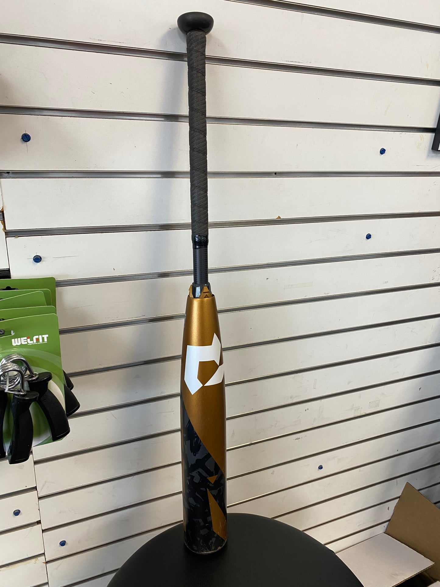 Demarini ZOA USSSA Z8ZS-22 30" -8 Used