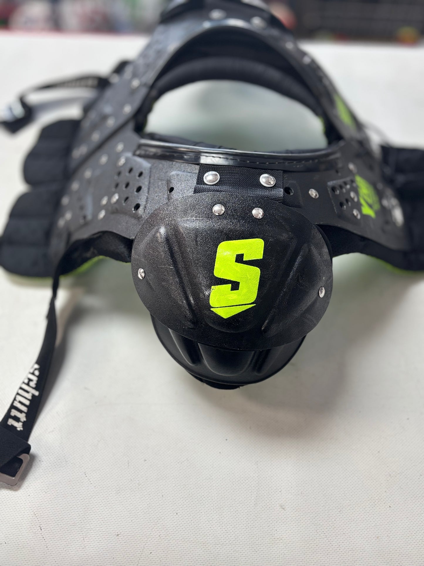 Schutt Y-Flex 4.0 Youth Large Football Shoulder Pads