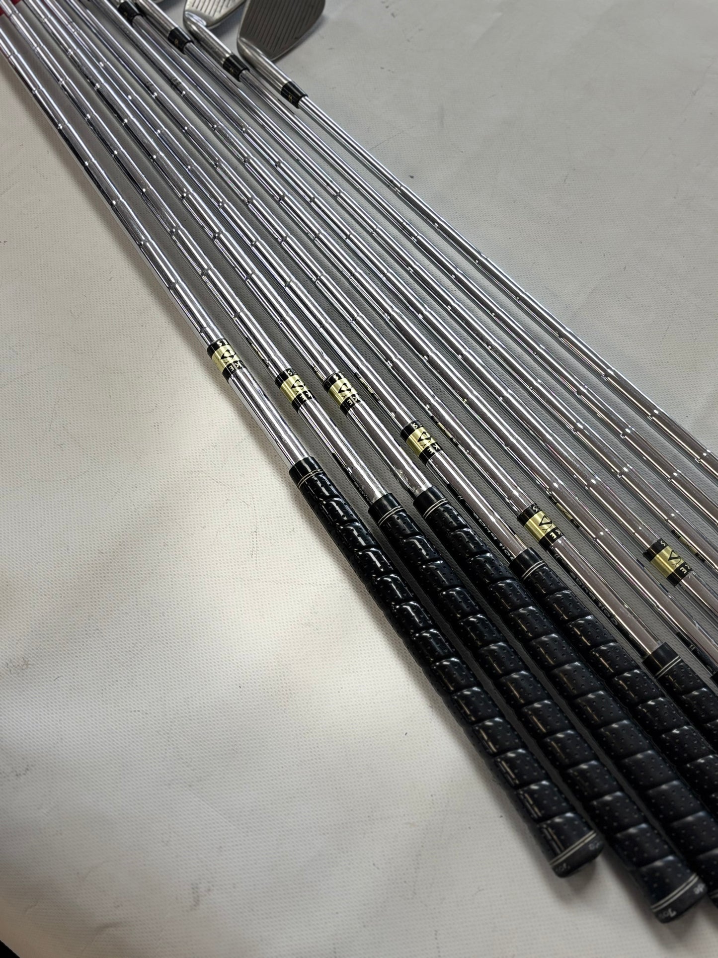 Snake Eyes Python Iron Set 3-9, PW, AW, SW right hand (used)