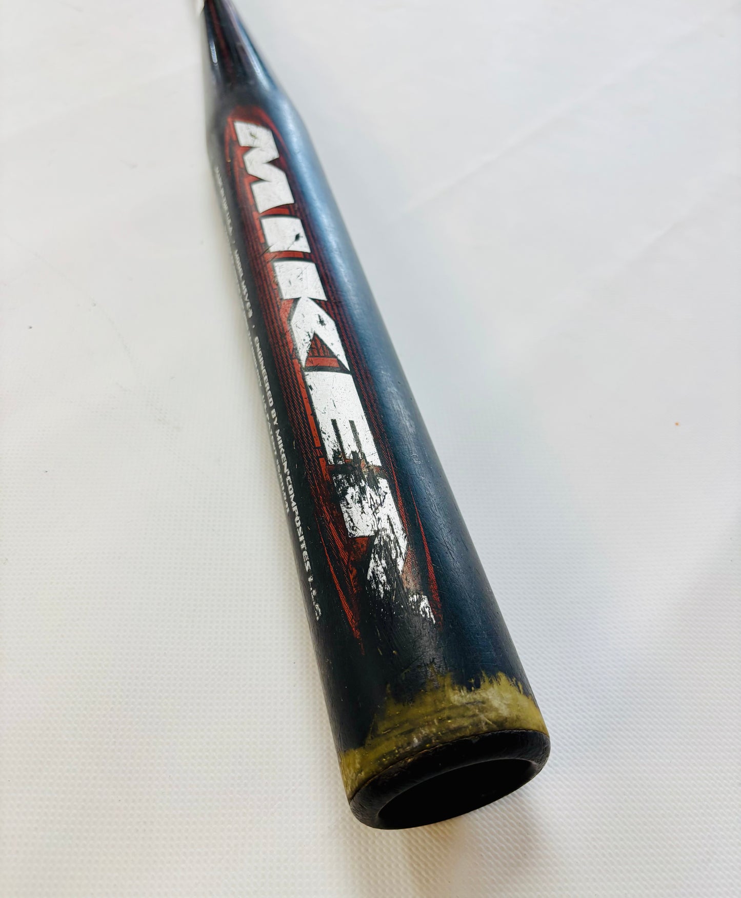Miken Velocit-e ll Composite Slow Pitch Bat - 34” 29oz (used)