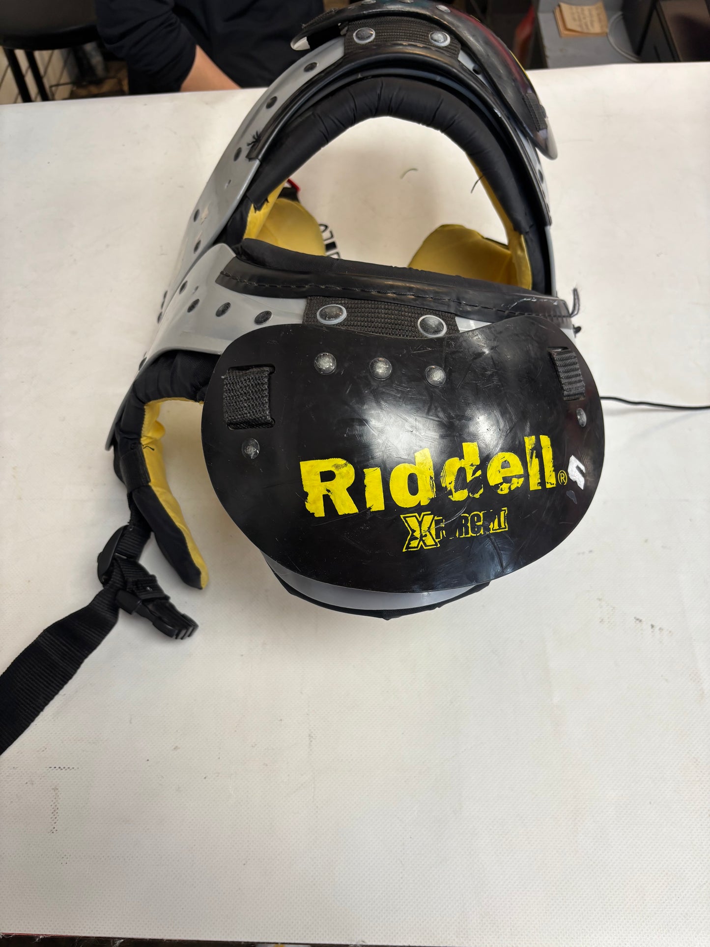 Riddel X-Force 2 Youth Medium