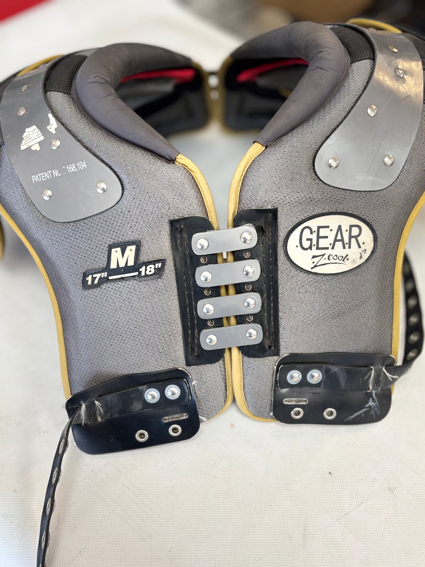Gear 2000 Z-Cool Football Shoulder Pads Size Medium