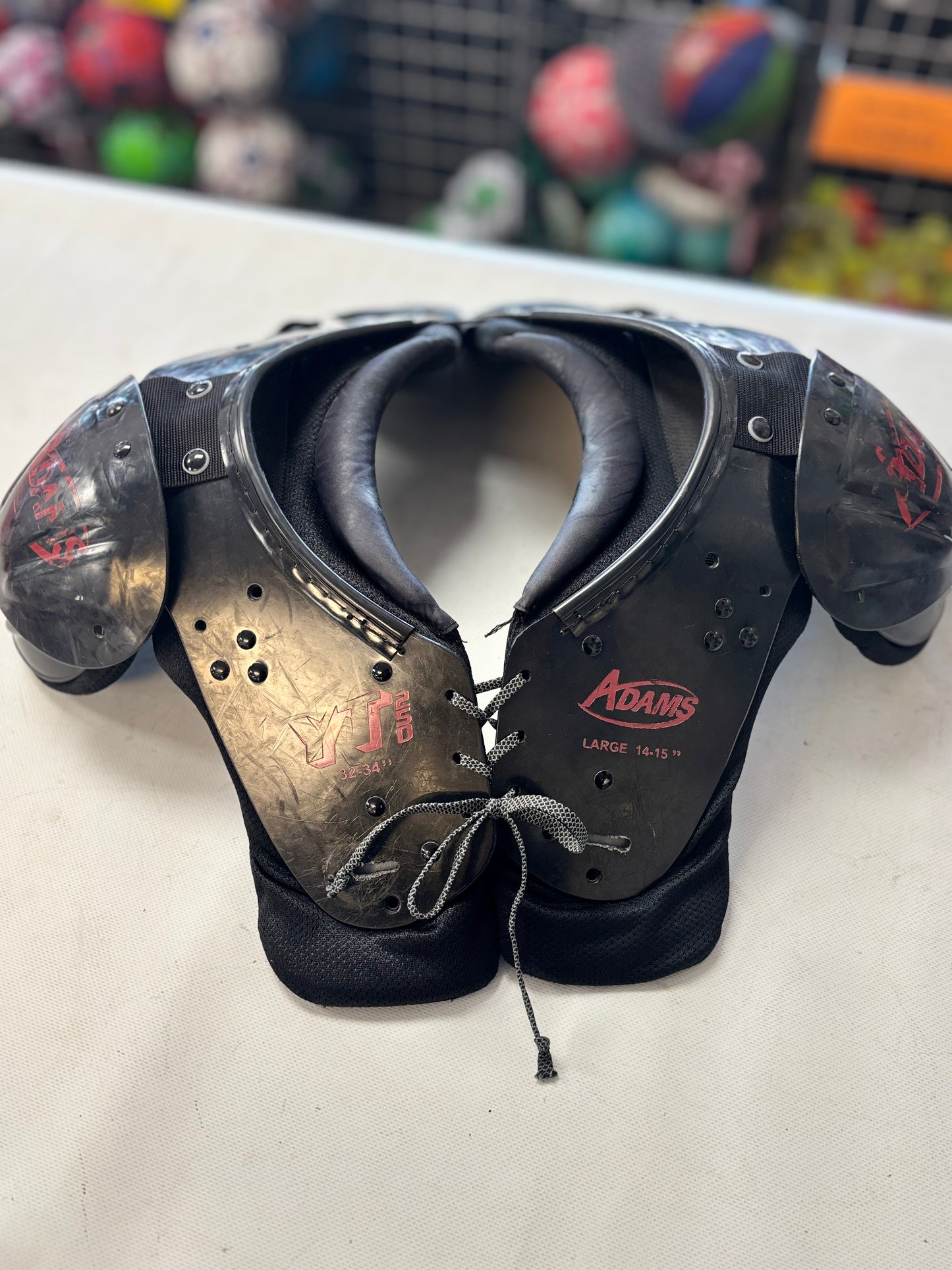 Adams YT-250 Youth Large