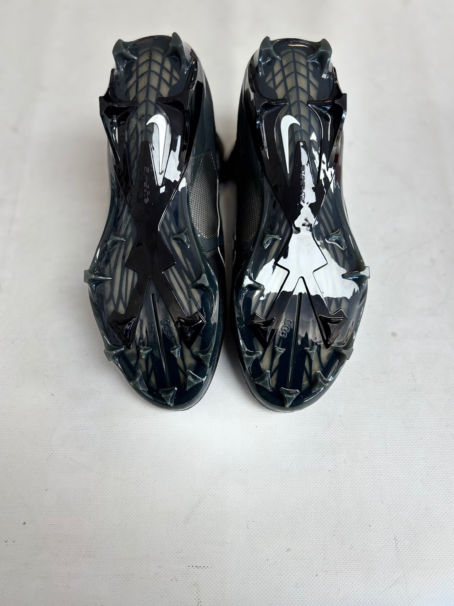 Nike Alpha Menace Elite 3P Football Cleats