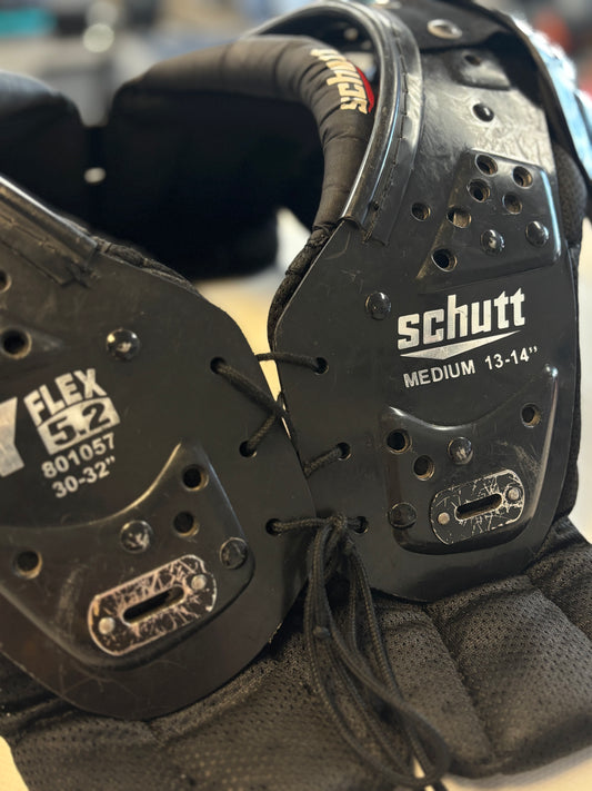 Schutt YFlex 2.0 Shoulder Pads - Youth Medium (used)