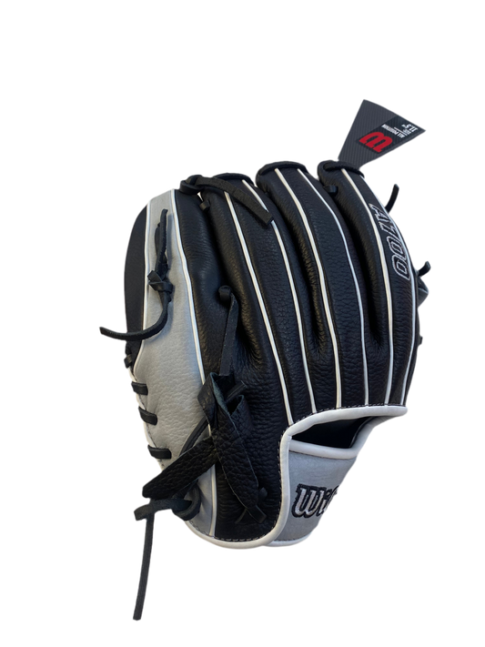 Wilson A700 (Right Hand Throw) Glove -11.5" (Used)