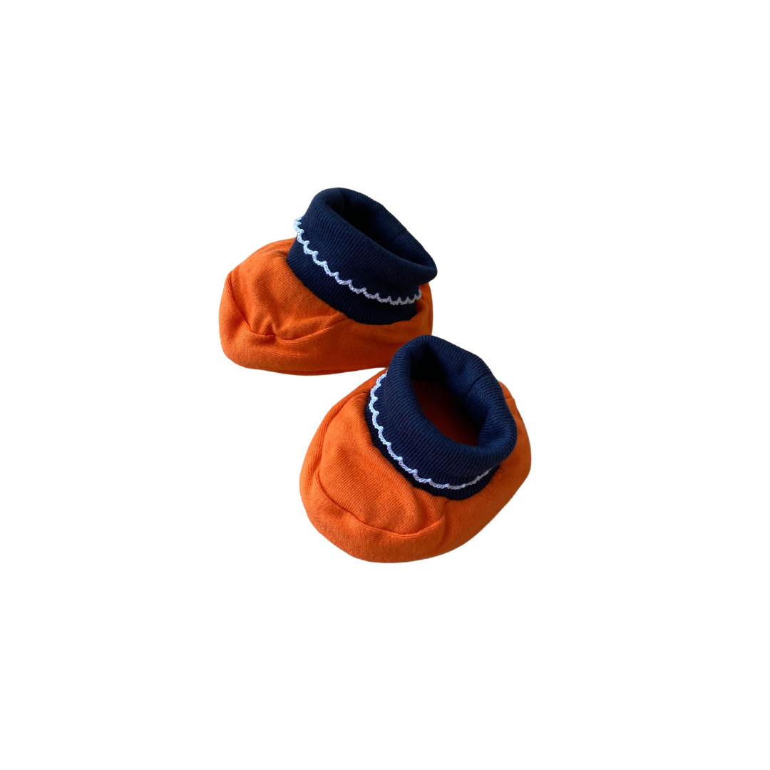 Chicago Bears Onesie/Bib/Booties Set