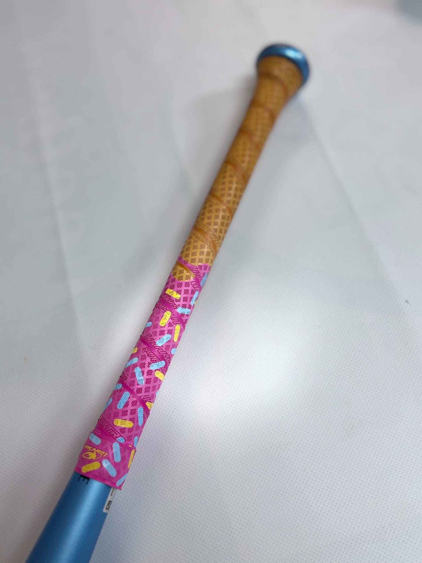 Louisville Atlas 31” -3 With Lizard Skin “Ice Cream” Grip Tape