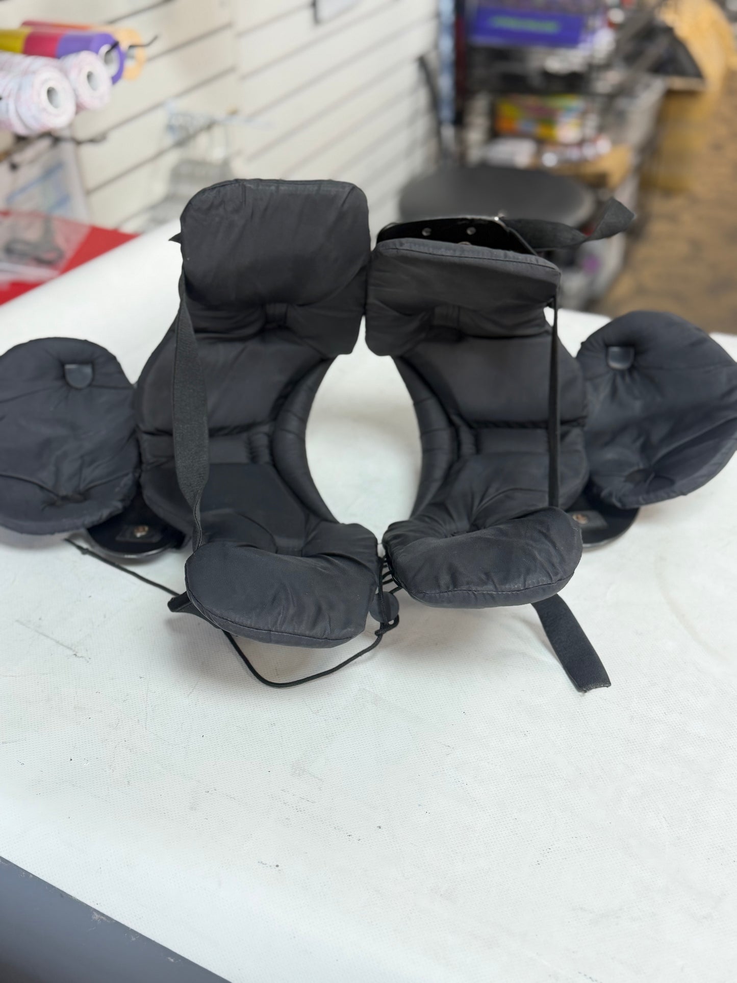 Battle Gear Youth Large Shoulder Pads (used)