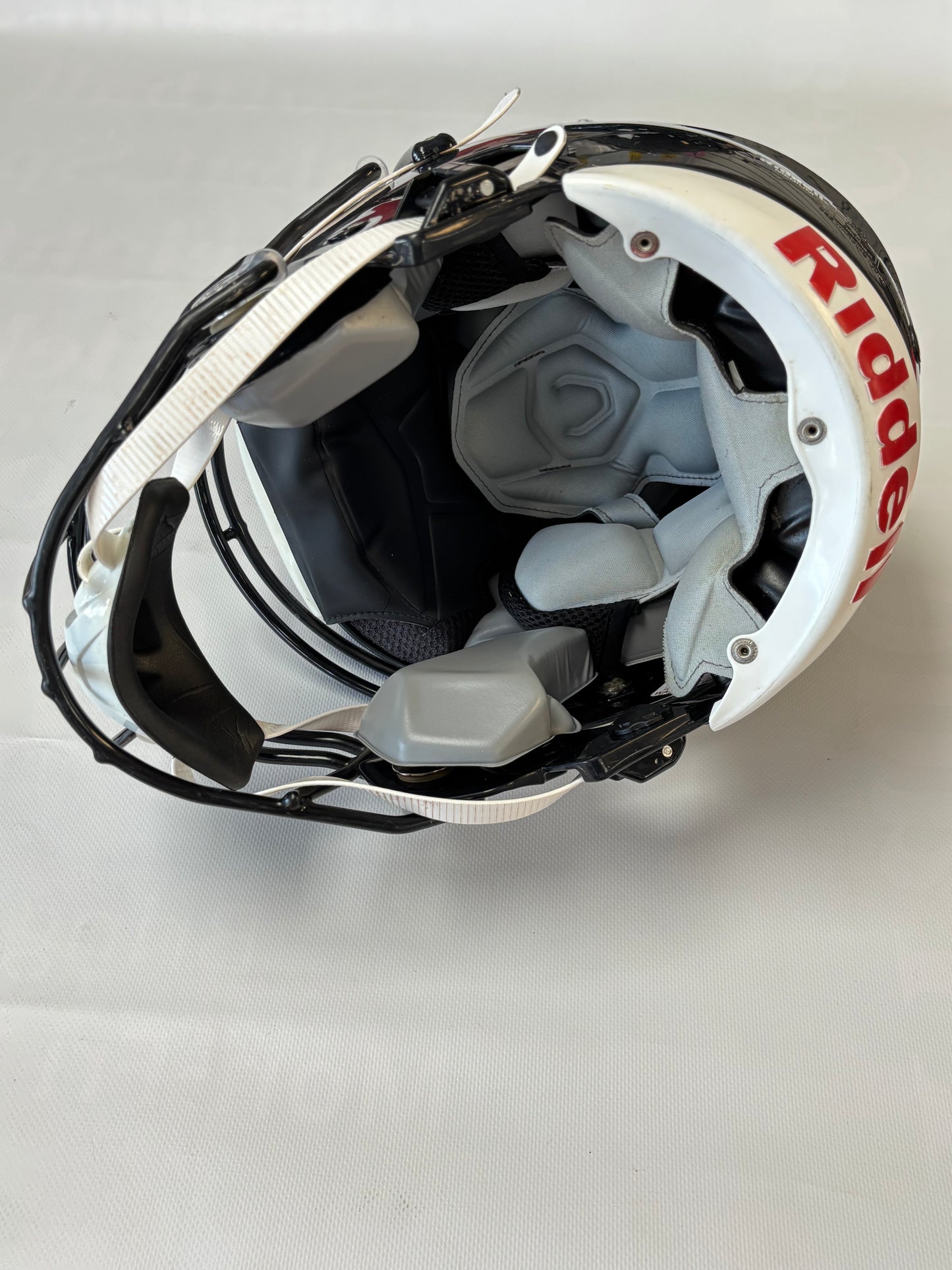 Youth Riddell SpeedFlex 2023 Youth Medium (used)