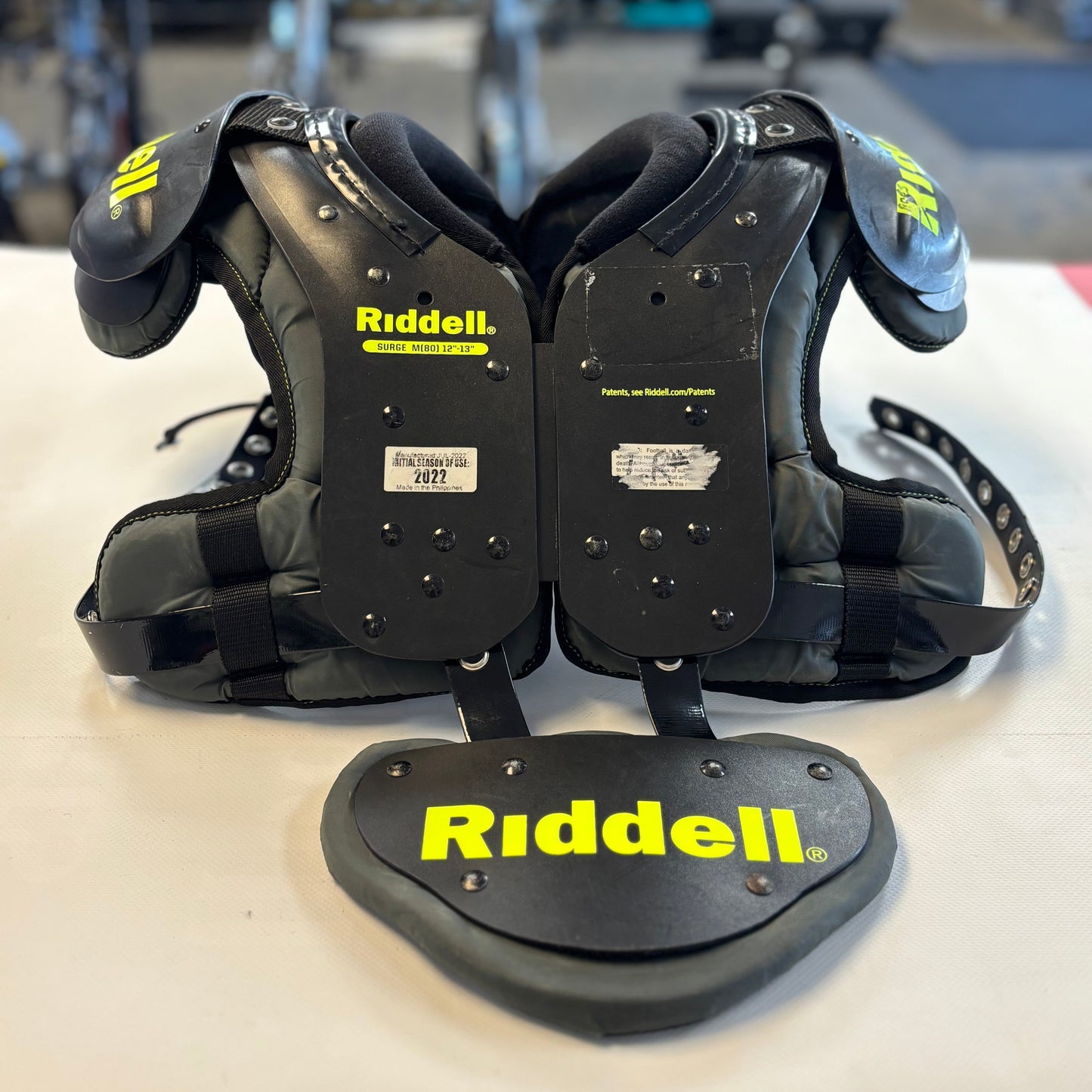 Riddell Surge Shoulder Pads - Youth Medium (used)