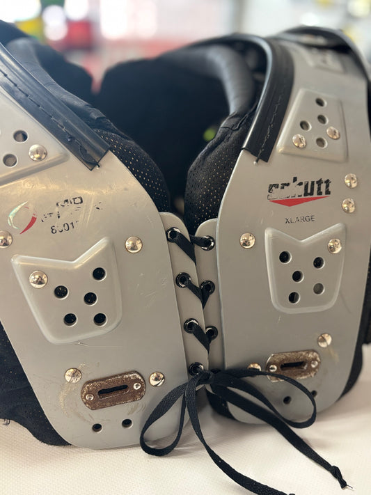 Schutt Shoulder Pads - Adult Large (used)