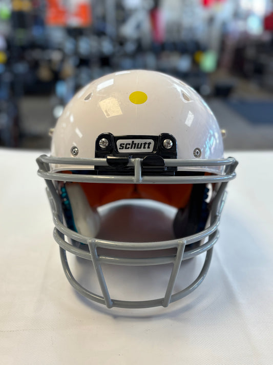 Schutt Recruit Hybrid 2018 Helmet - Youth Small (used)