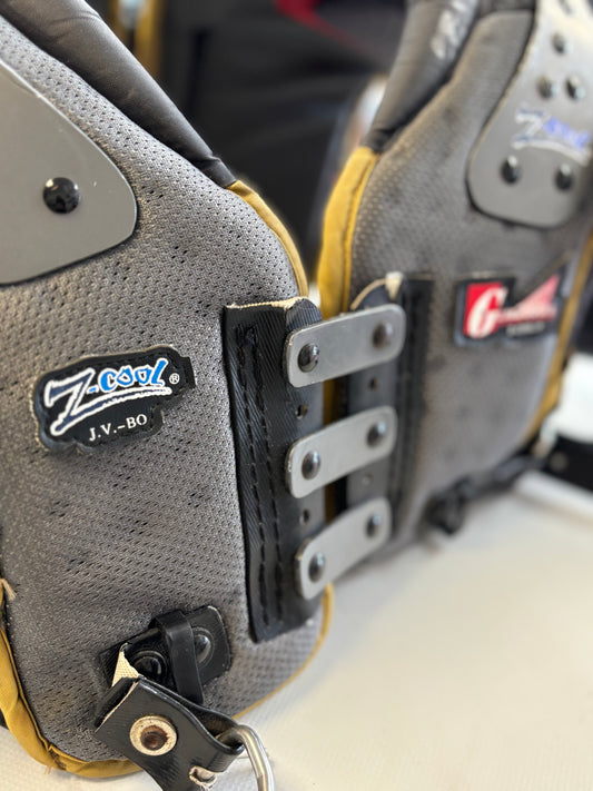Z-Cool J.V. Shoulder Pads - M (used)