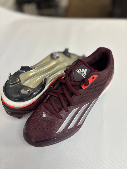 Adidas energy boost softball/ baseball cleats (used like new)