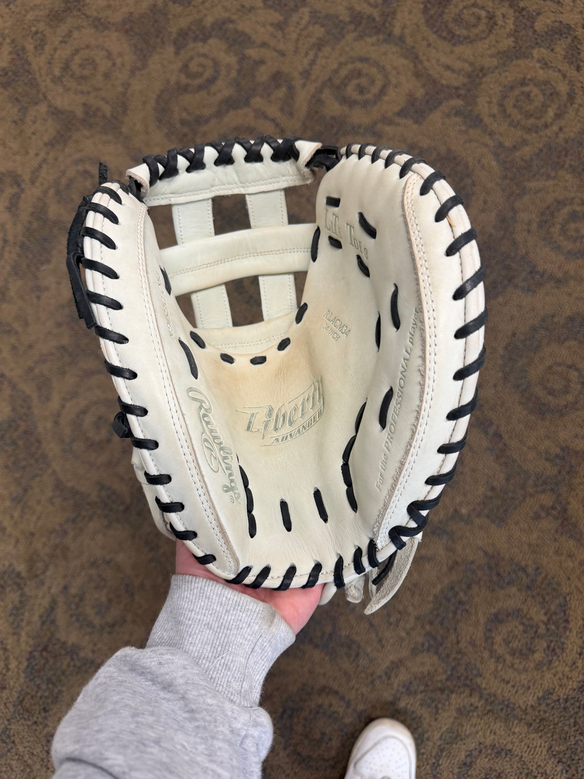 Rawlings Lite Toe Softball Catchers Mitt 34 inch Pro Design