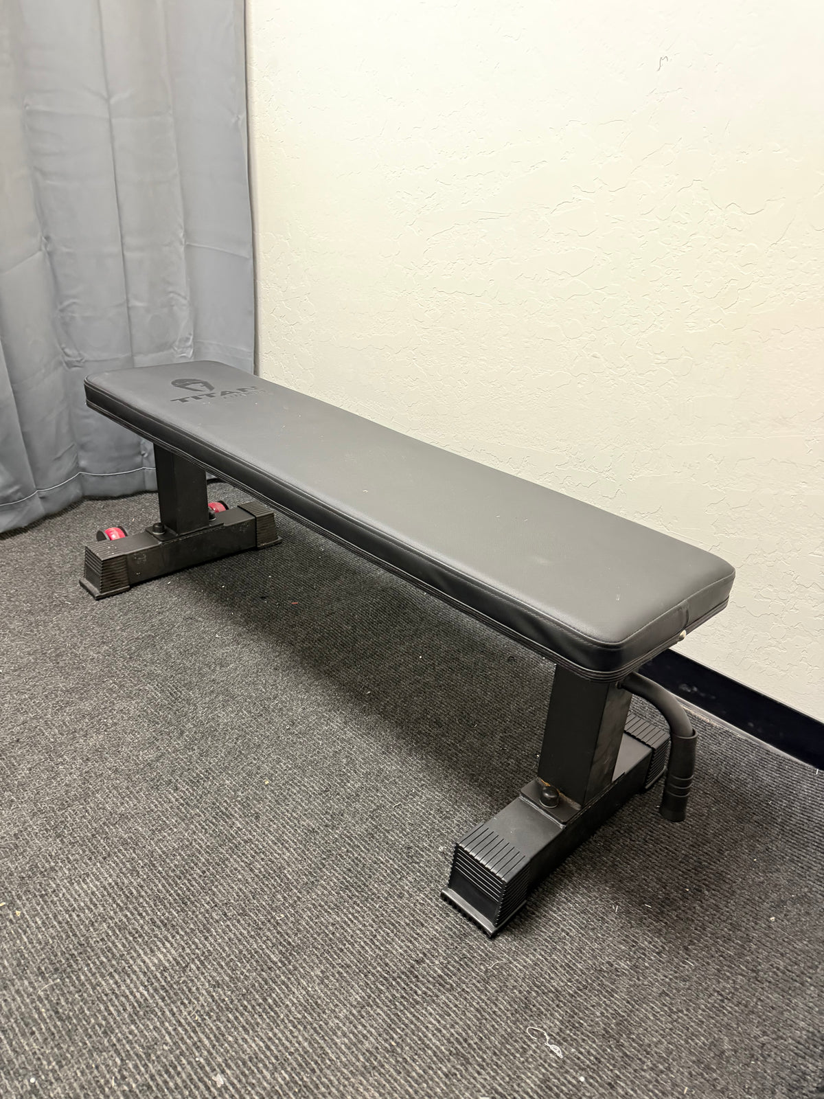 Titan Flat Bench , Used (Portable)