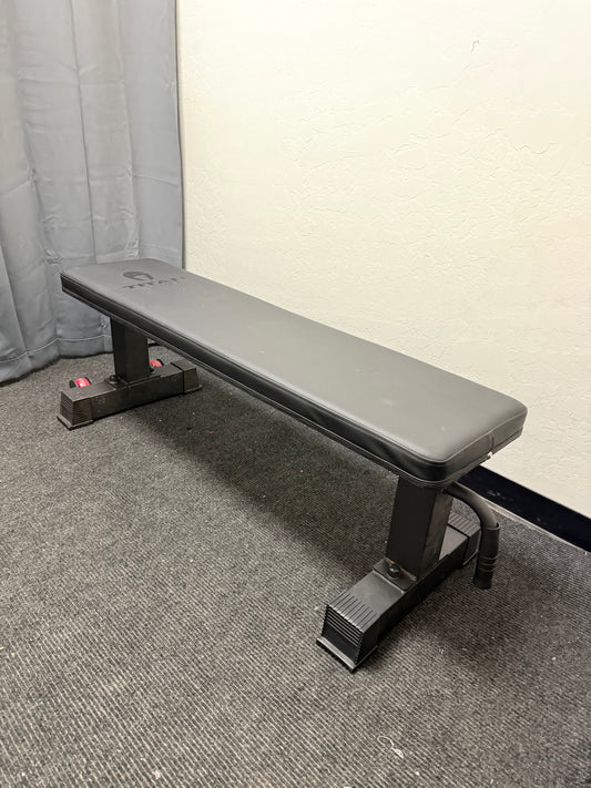 Titan Flat Bench , Used (Portable)