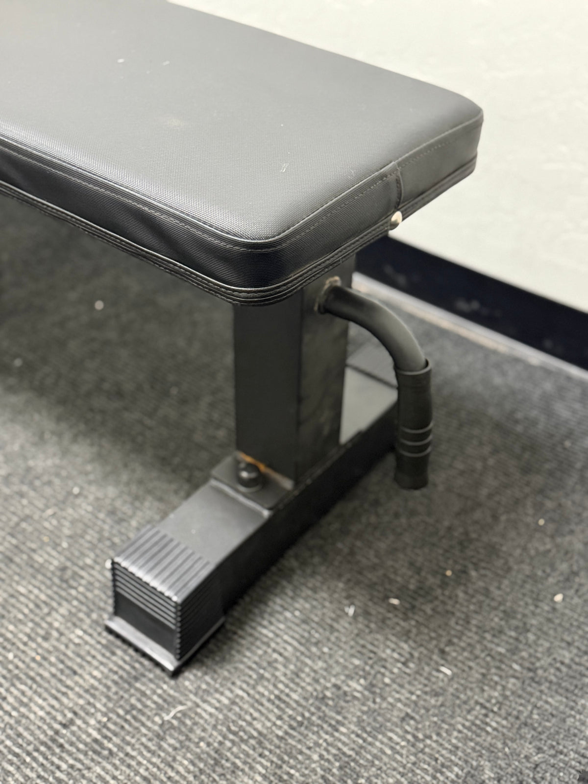 Titan Flat Bench , Used (Portable)