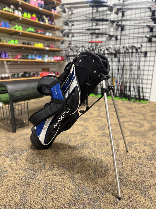 Maxfli Youth Golf Bag W/ foldable Stand