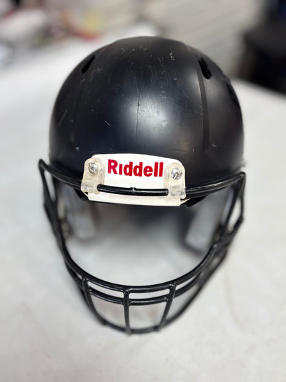 2022 Riddell Victor Youth Medium Football Helmet (used)