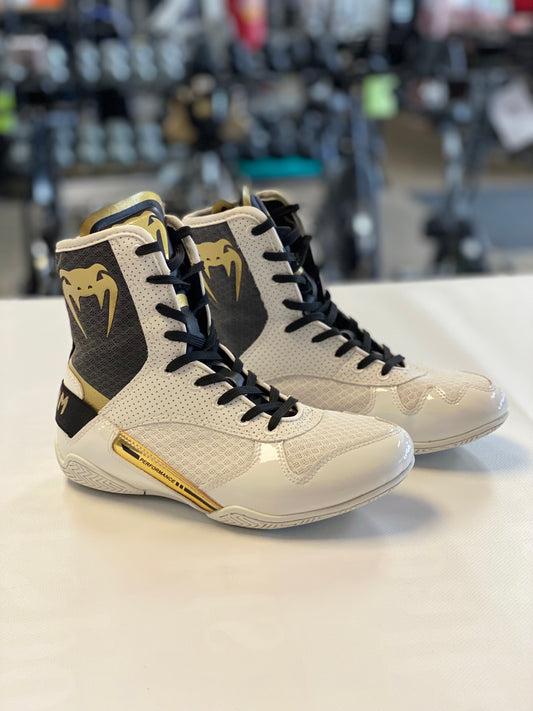 Venum Elite Boxing Shoes - Size 6.5 (Used)