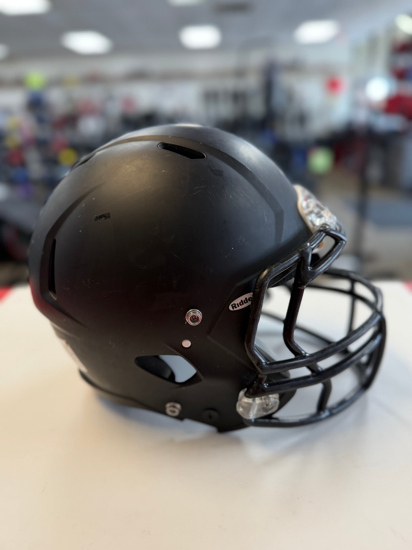 Riddell Victor Youth Small 2019 Matte Black Football Helmet (used)