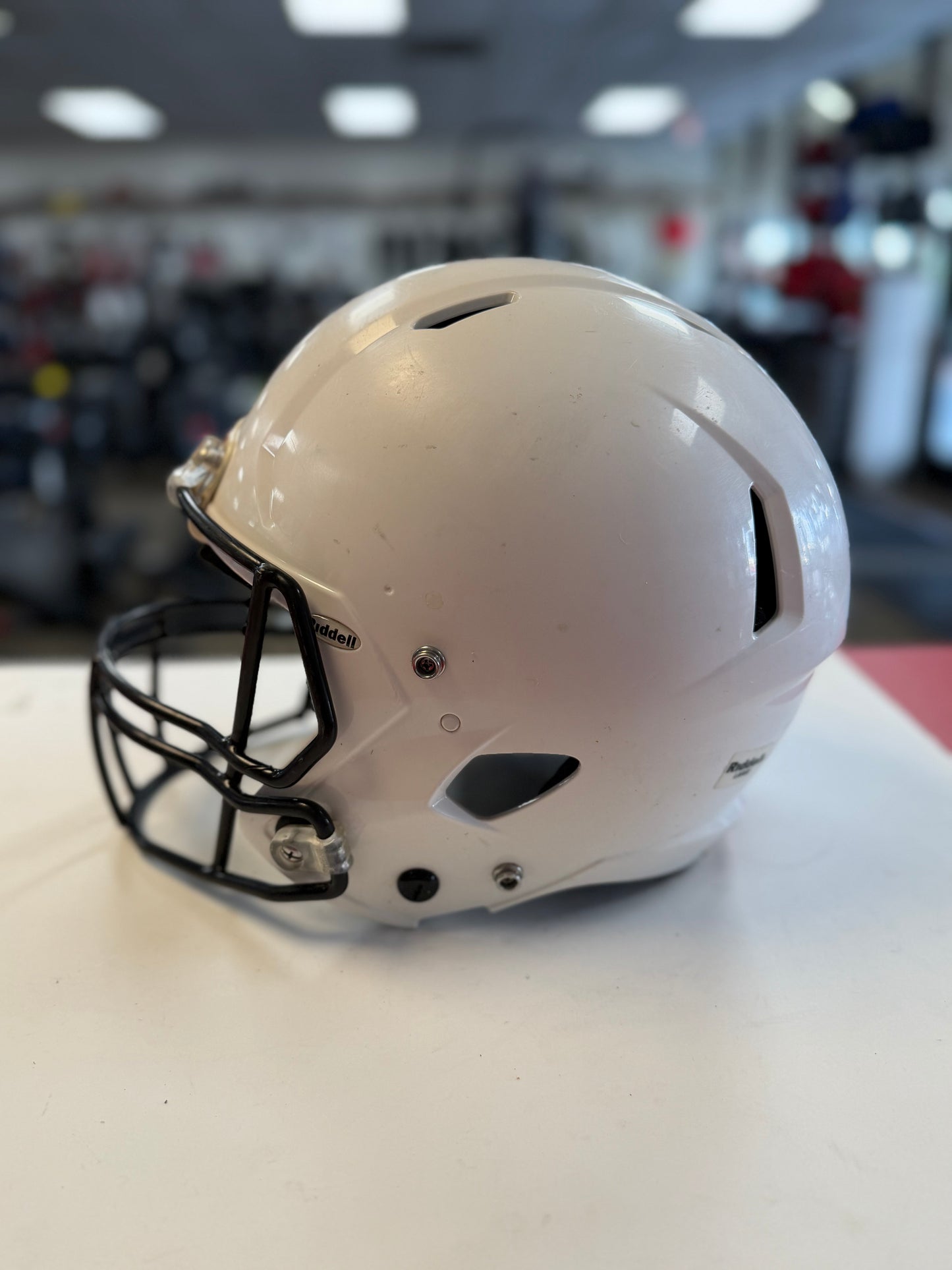 Riddell Victor Youth Large 2020 White Football Helmet (used)
