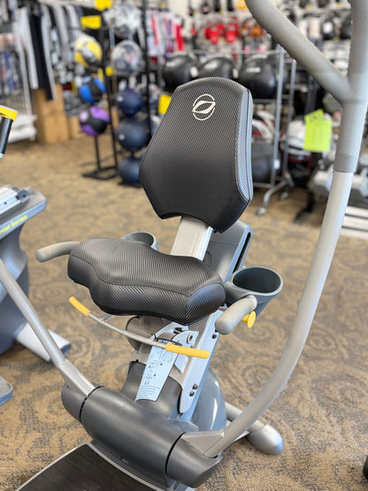 Octane Fitness XR6 Recumbent Elliptical (used/like new)