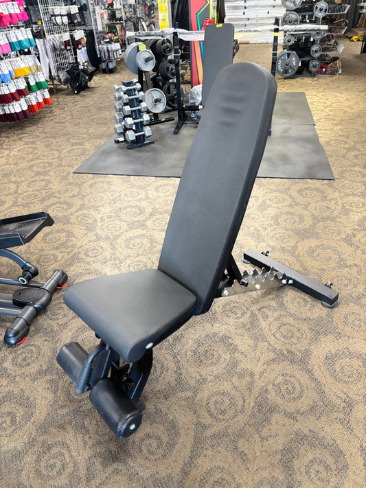 Titan Elite Series FID Adjustable Bench (used)