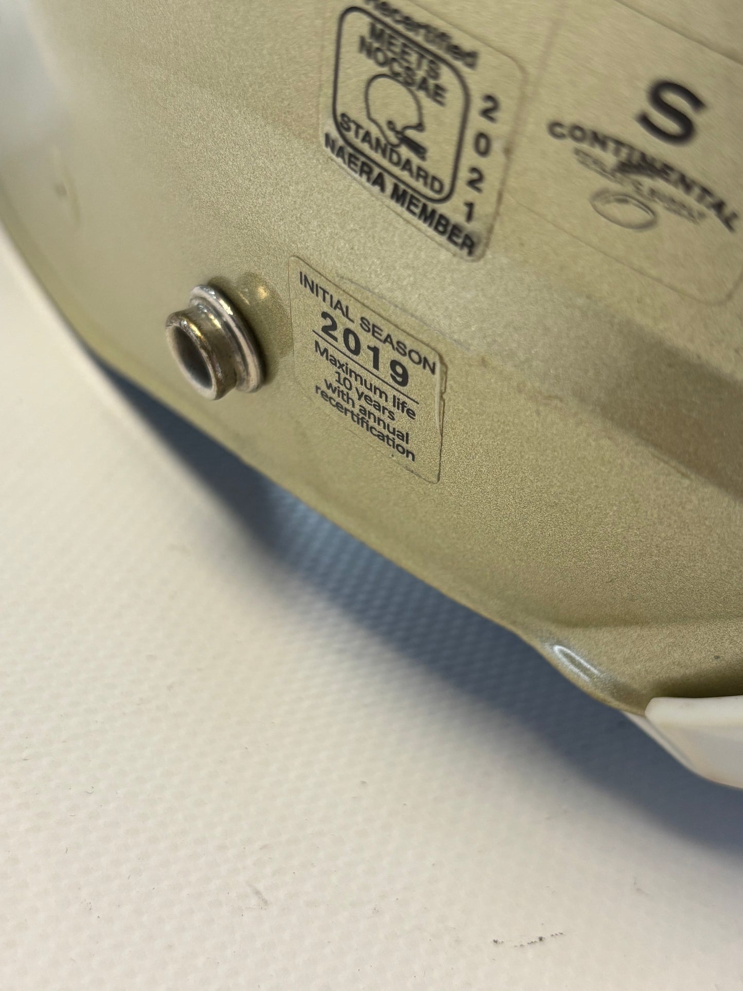 Schutt Vengeance A11 2019 Helmet - Youth Small (used)