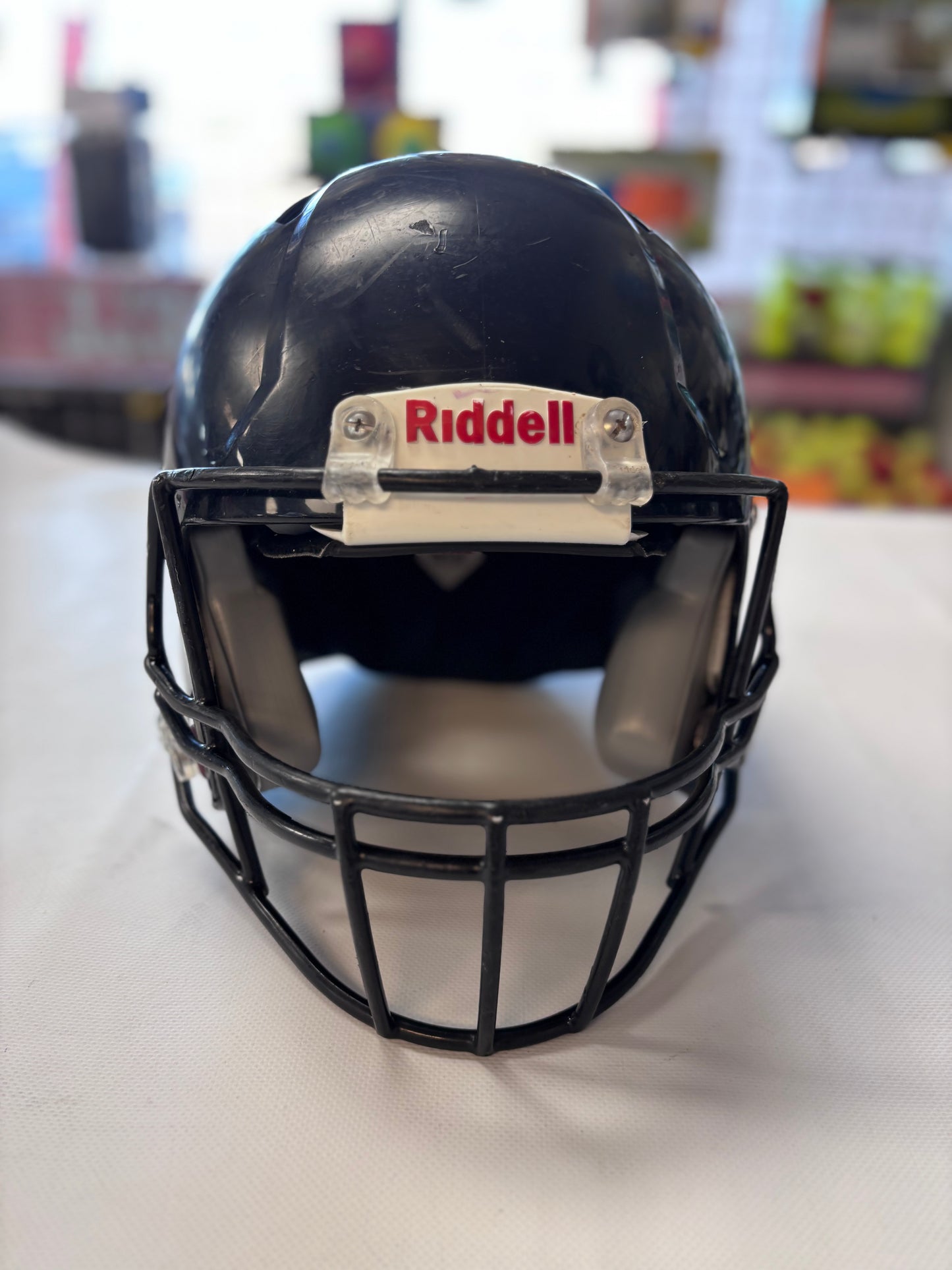 Riddell Victor Youth Large 2022- Shiny Black (used)