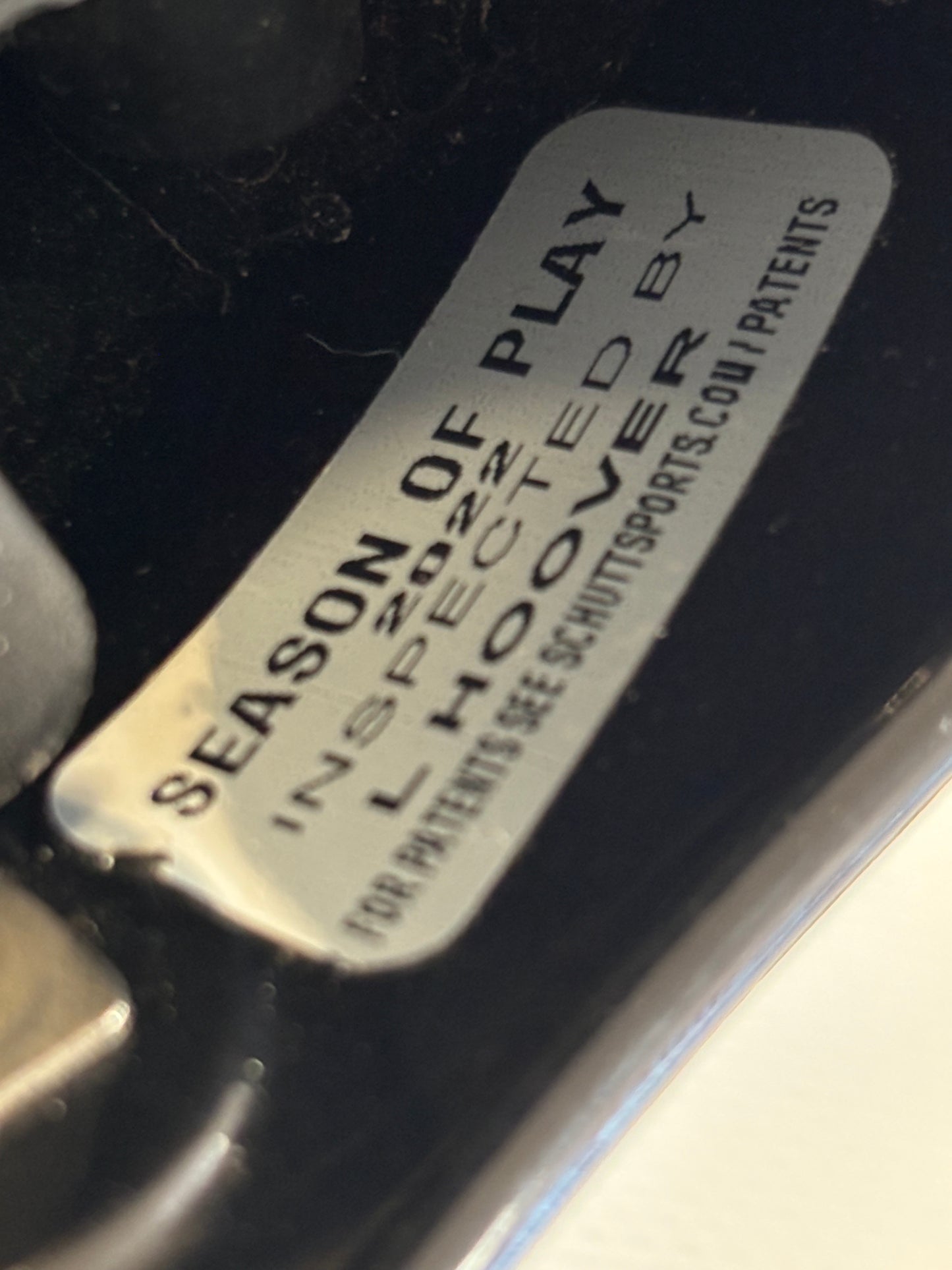 Schutt Vengeance A11 2022 - Youth Large (Used)