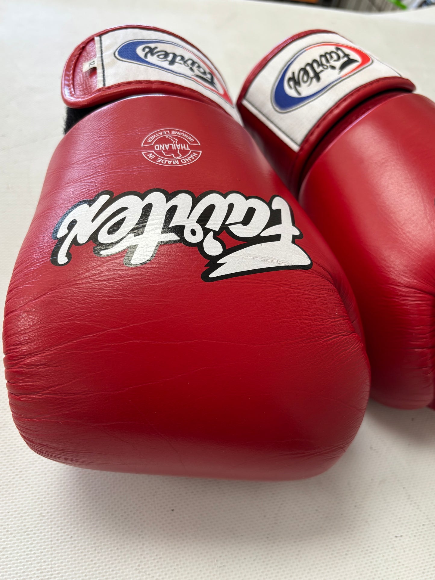 Fairtex Muay Thai Gloves Red - 12oz (used)