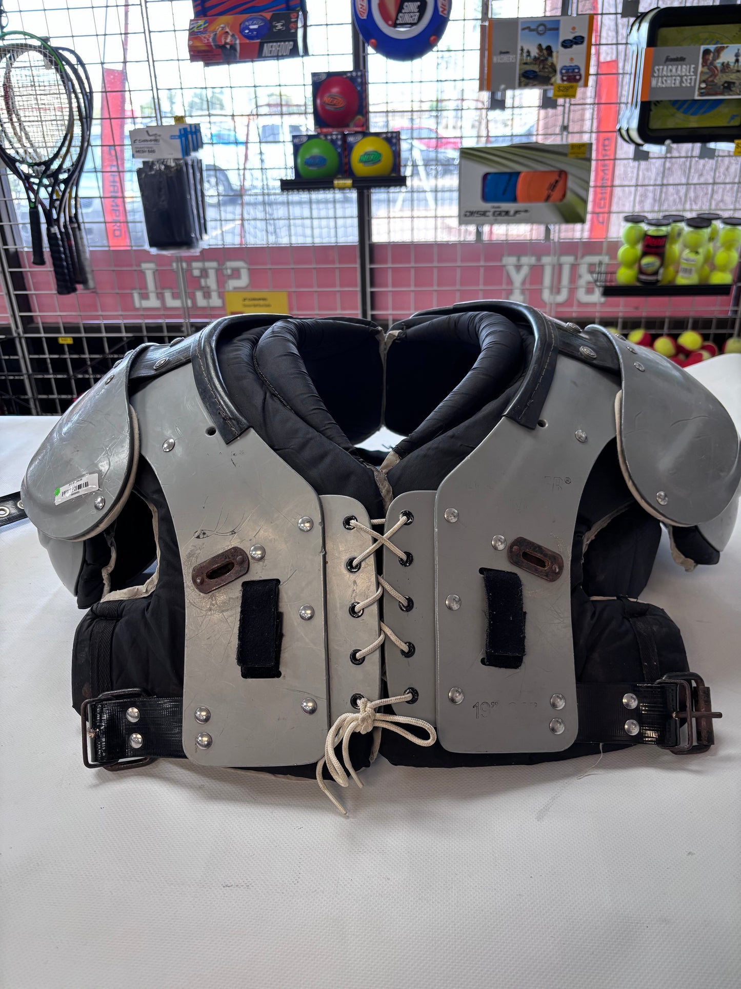 Adult Large Shoulder Pads (used)