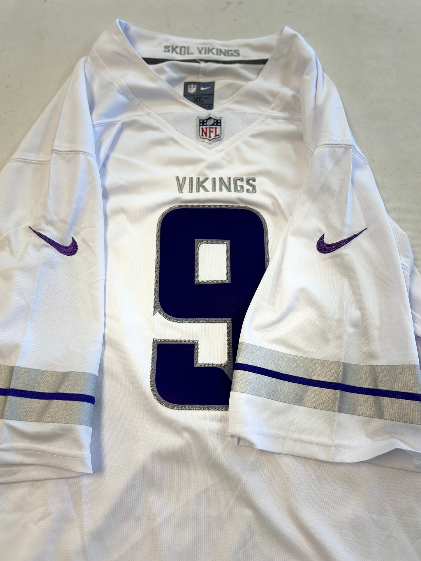 Men's Nike J.J. McCarthy Minnesota Vikings Alternate Jersey X-large