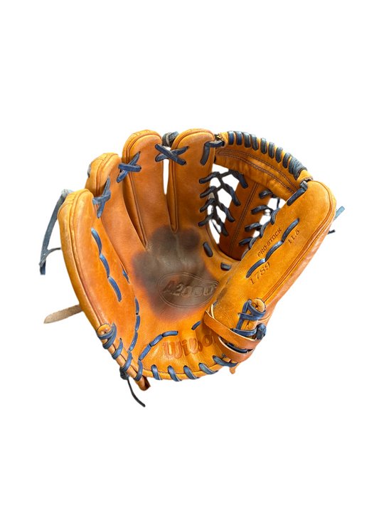 Wilson A2000 | Left Hand Throw (Used)