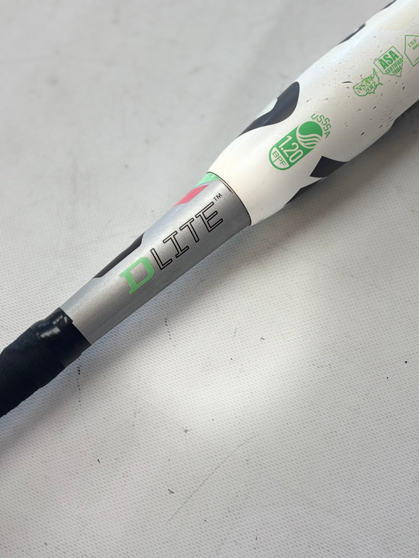 DeMarini Vendetta Fastpitch Softball Bay 32in Drop -10 (Used)