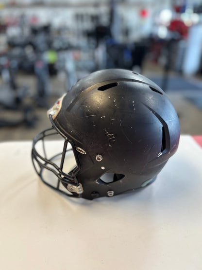Riddell Victor 2021 Youth Medium Football Helmet (used)