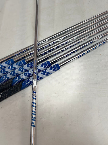 Titleist T100S Forged Iron Set Right Handed 5-PW, 48° GW