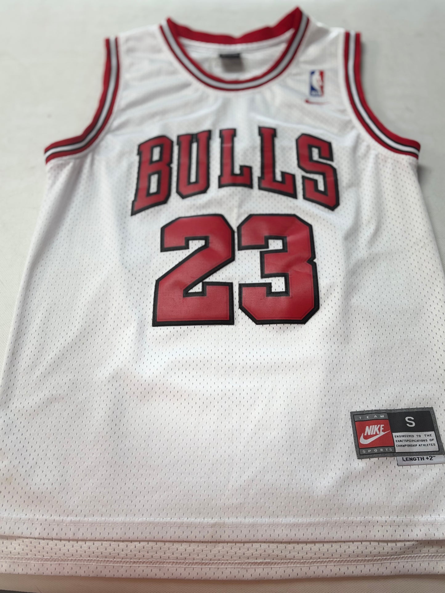 Nike Chicago Bulls Michael Jordan #23 White Size Small