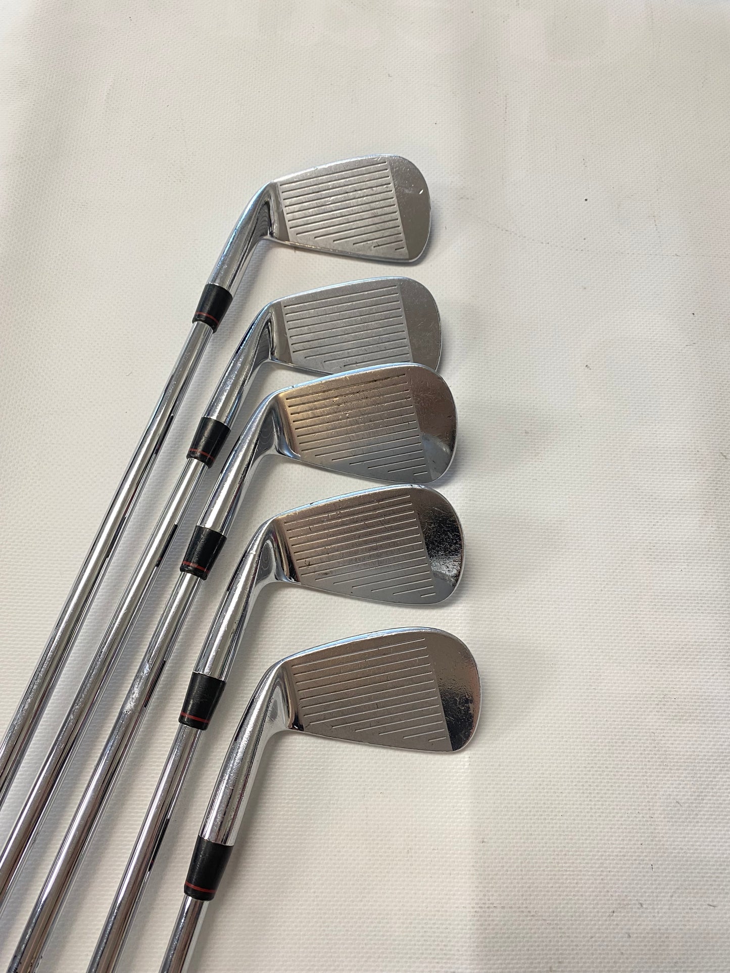 Nike Victory Red Forged Cavity Right Hand Irons Set (4,5,6,9,PW) (used)