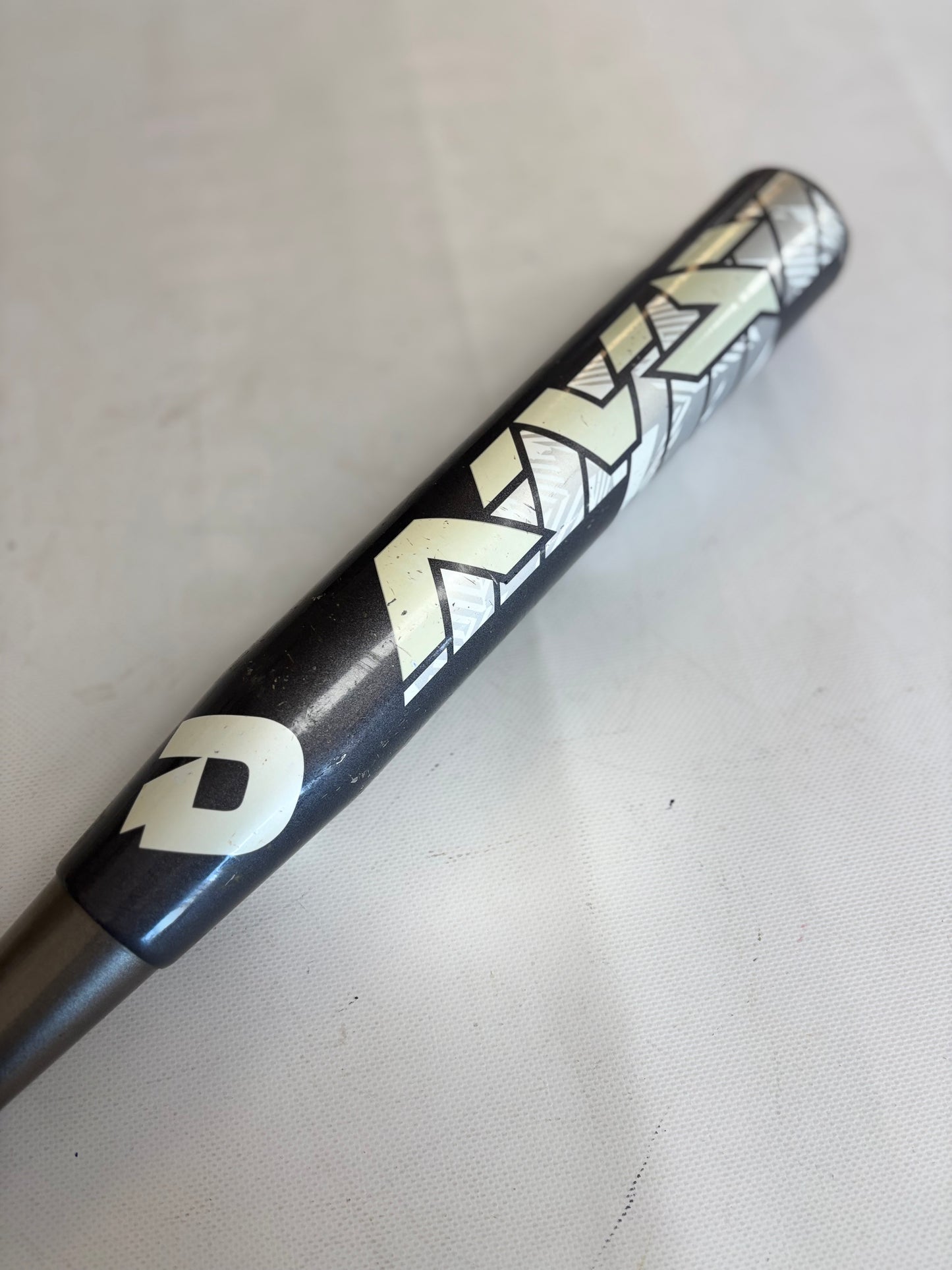 DeMarini Vexxum Hybrid USSSA Certified Bat (-12) 19 oz 31"