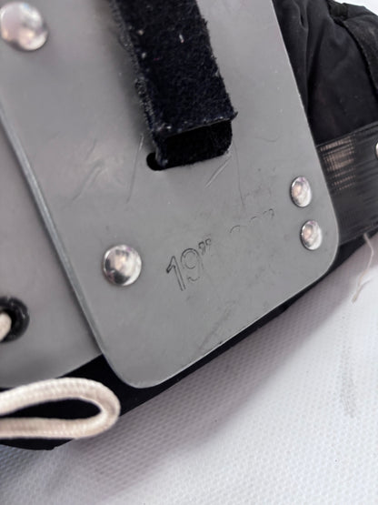 Adult Large Shoulder Pads (used)