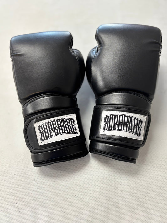 Superare Finisher Boxing Gloves 10oz